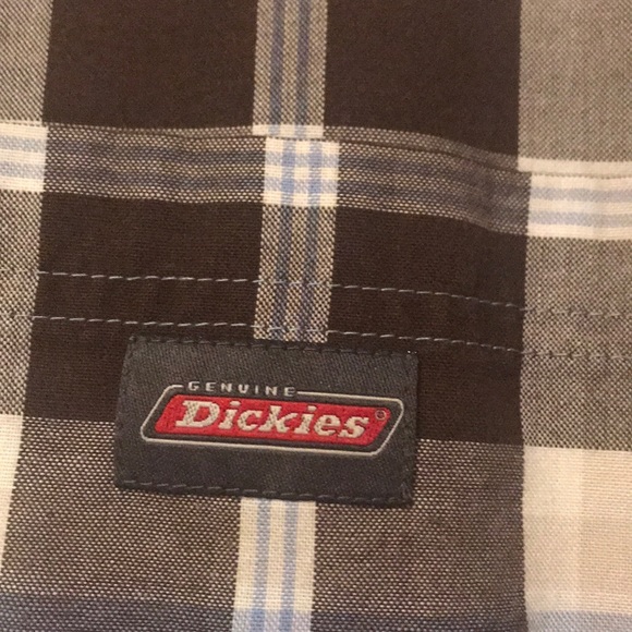 Men’s Dickies Plaid Button Down - Picture 4 of 4